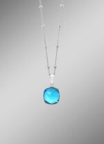 Strahlender Anh&auml;nger mit stilvoller Kette 