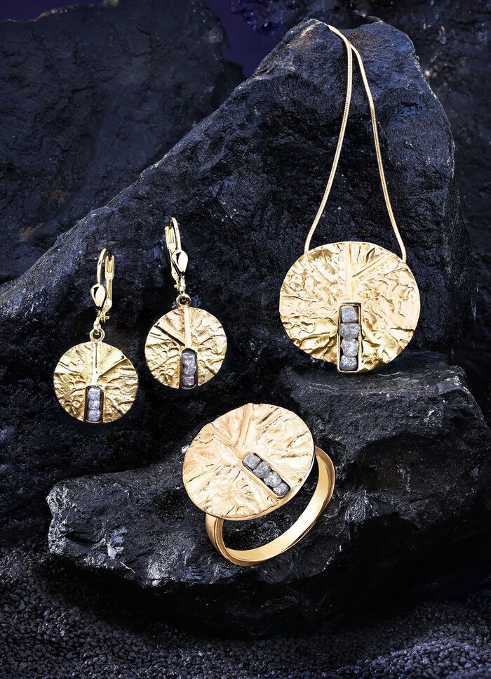 Pure Eleganz:Damenring mit 4 Roh-Diamanten 