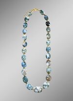 Strahlende Garnitur mit Opal und H&auml;mati 