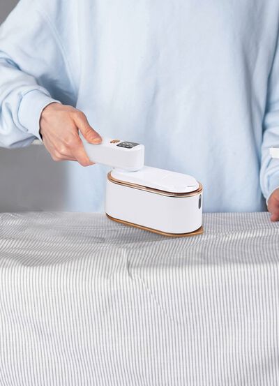 Handliches Dampfb&uuml;geleisen 