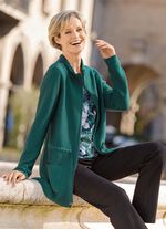 Strickjacke mit Bindeband zur Weitenregulierung 