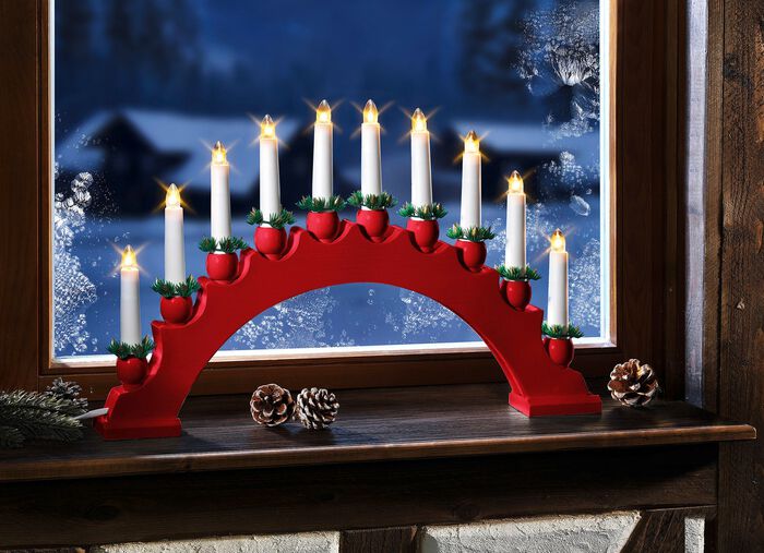 10-flammiger Leuchter aus Holz 