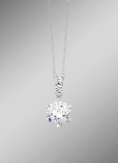 Hochgl&auml;nzender Anh&auml;nger mit synth. Zirkonia 