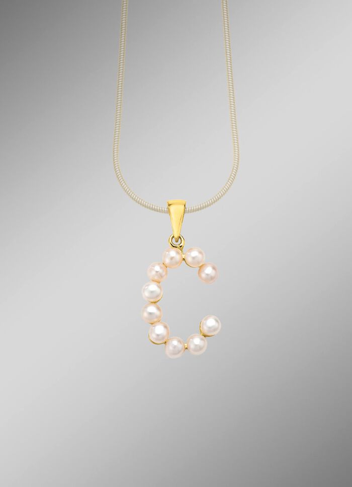 Personalisierte Eleganz: Buchstaben-Anh&auml;nger mit S&uuml;&szlig;wasser-Zuchtperlen 