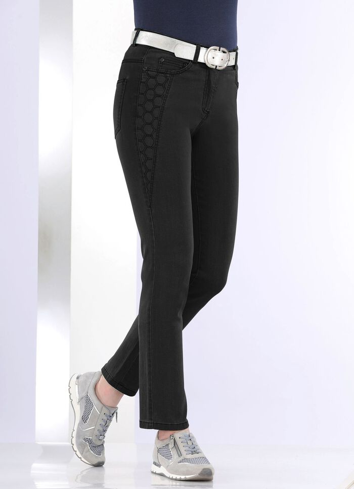 Jeans mit sch&ouml;ner Stickerei 