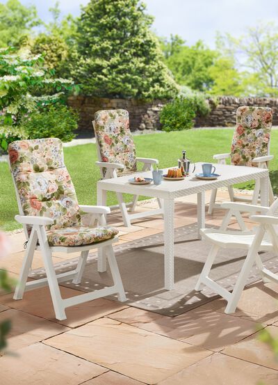 Gartenm&ouml;bel-Serie mit attraktivem Rattan-Dekor 