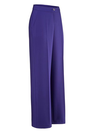 Hose in bequemer Weite 