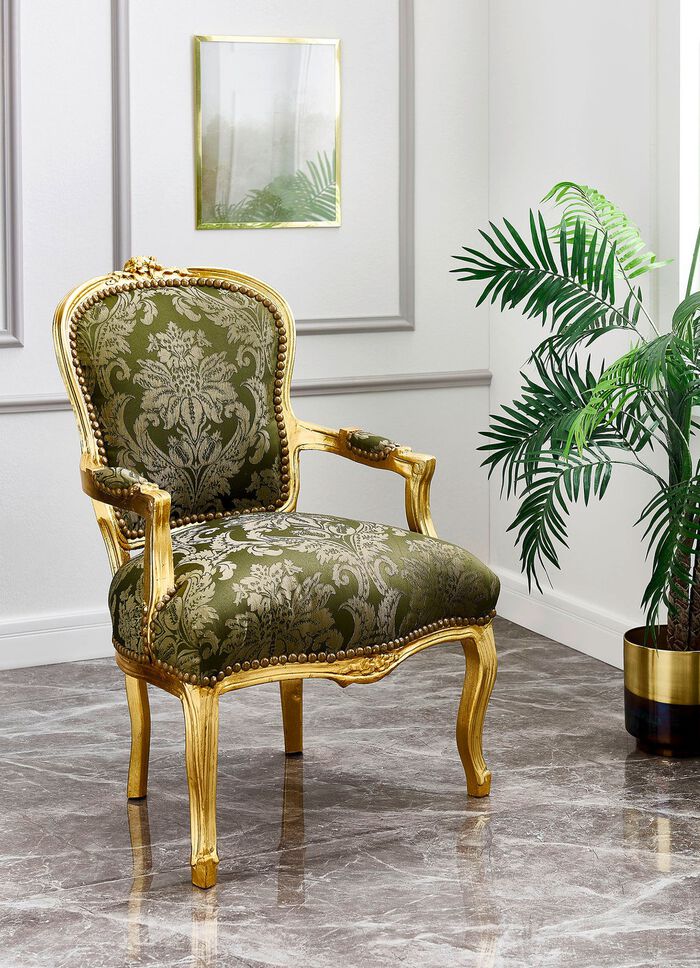 Armlehnensessel mit floralem Muster 