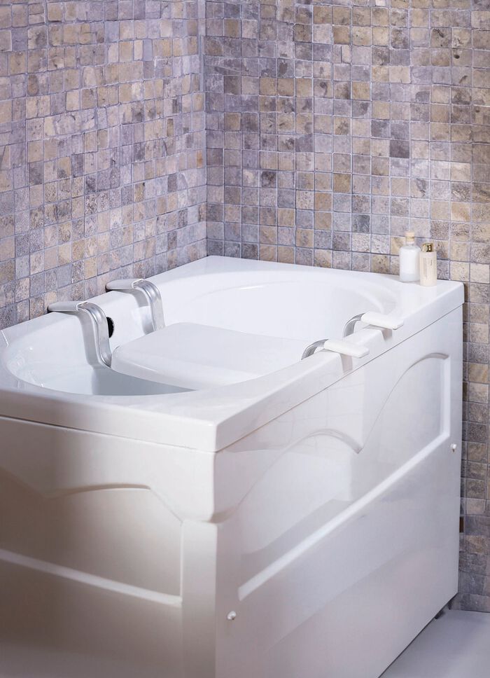 Praktischer Badewannensitz 