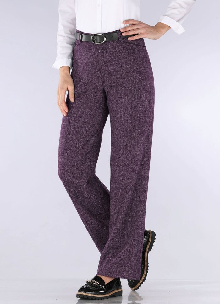 Hose in modischer Weite 