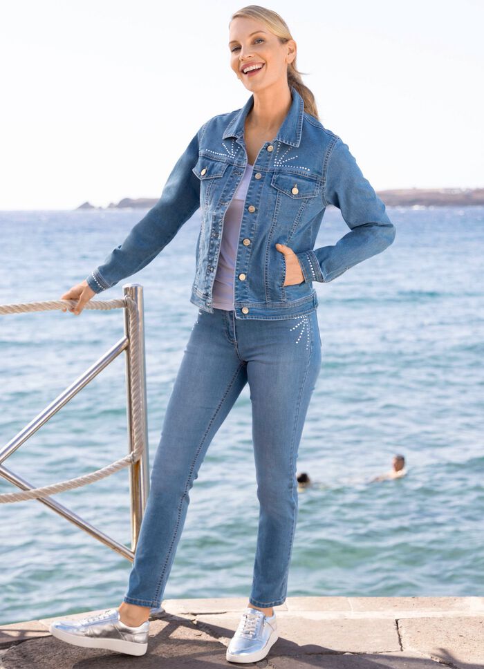 Jeans mit extravaganter Strasszier 