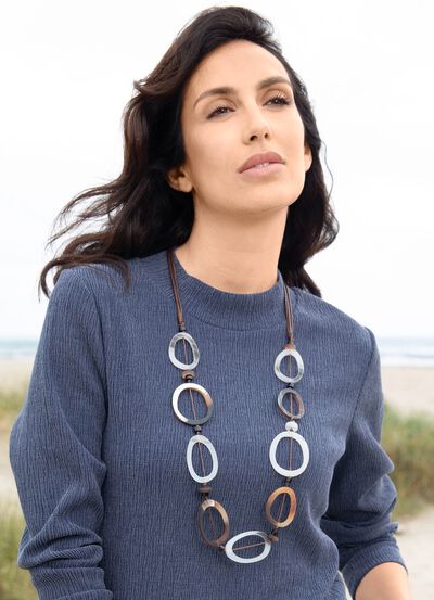 Moderne Halskette mit asymmetrischen, ovalen Elementen  