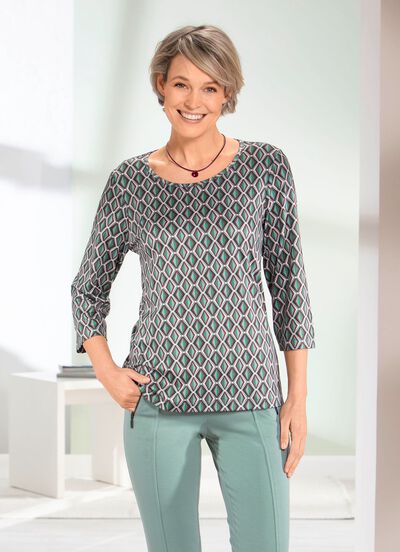 Shirt mit Allover-Druck in 2 Farben 