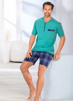 Shorty mit Knopfleiste und aufgesetzter Brusttasche 