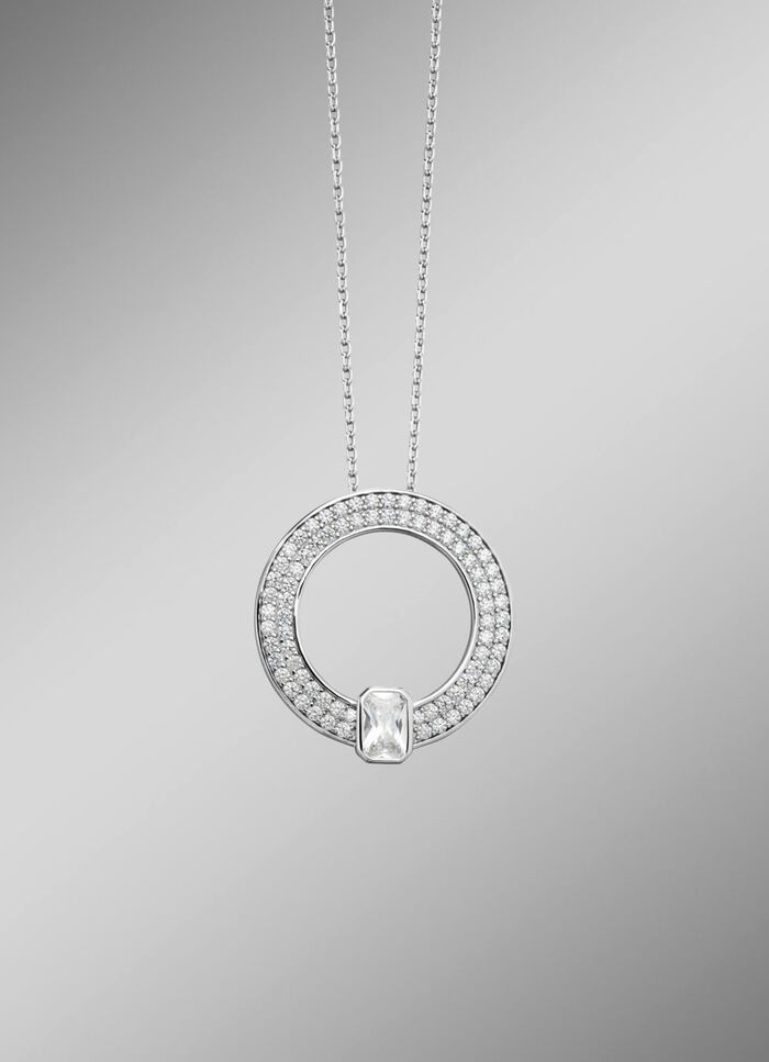 Anh&auml;nger mit Kette 