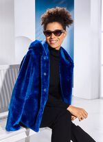 Jacke aus kuschelweichem Kunstpelz 