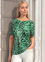 Shirt mit flachem Halsausschnitt 