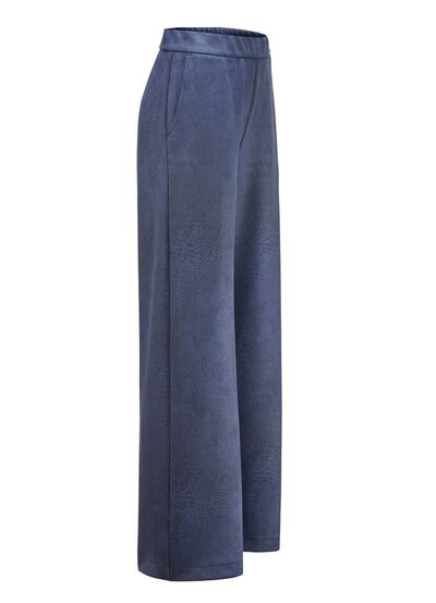 Hose in bequemer Weite 