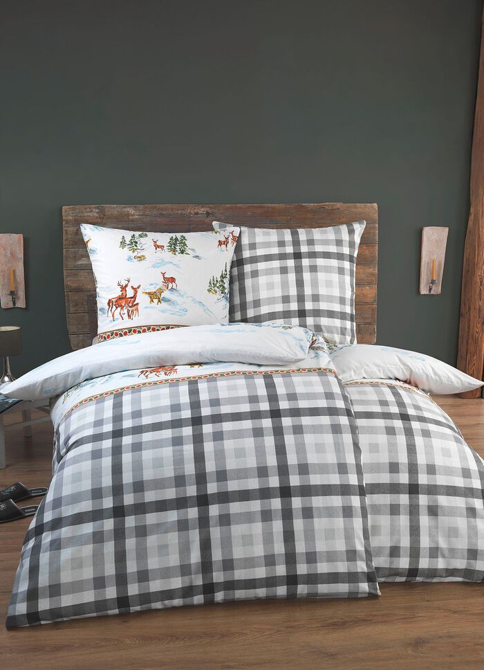 Bettw&auml;sche-Garnitur mit idyllischem Winterdessin 