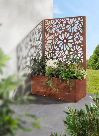 Pflanzkasten mit Spalier 