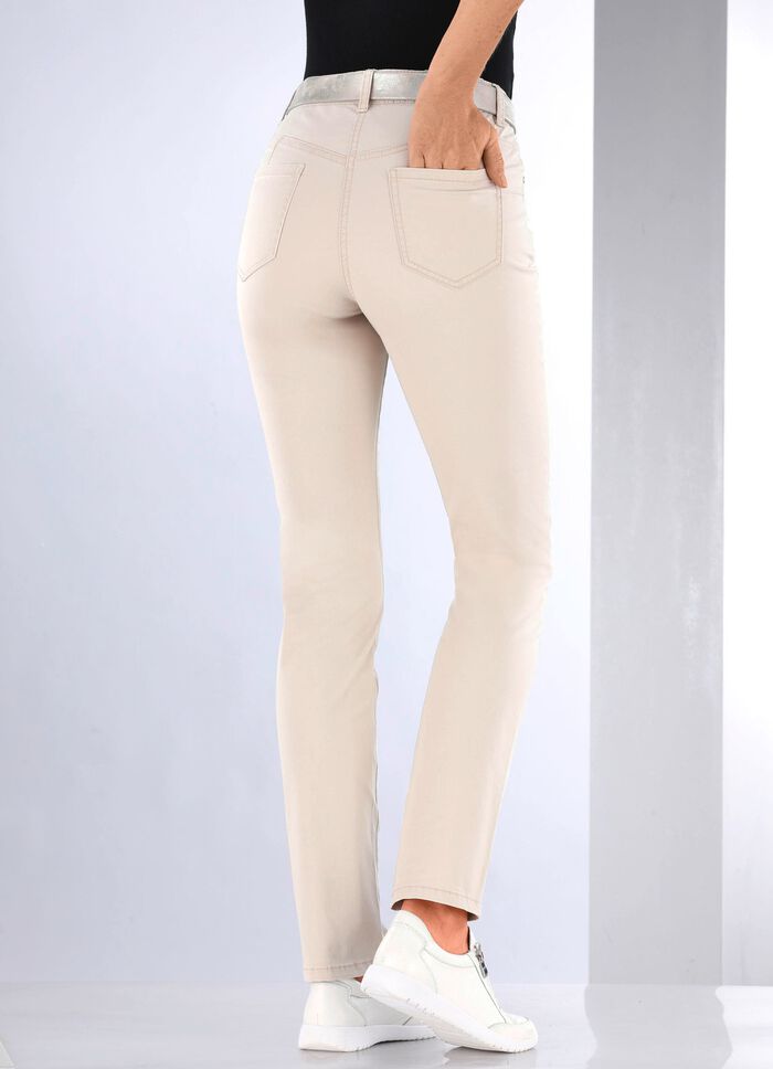 Jeans mit Push-up-Effekt 