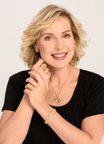 Mattierter Anh&auml;nger mit Erbskette 