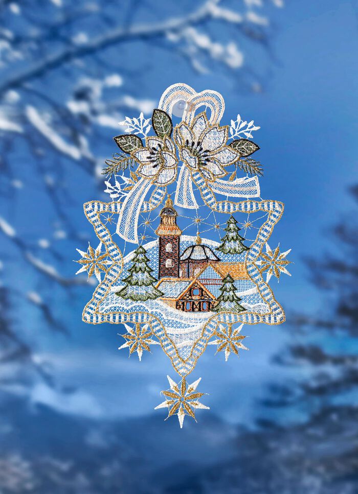 Weihnachtliches Fensterbild aus Plauener Spitze  